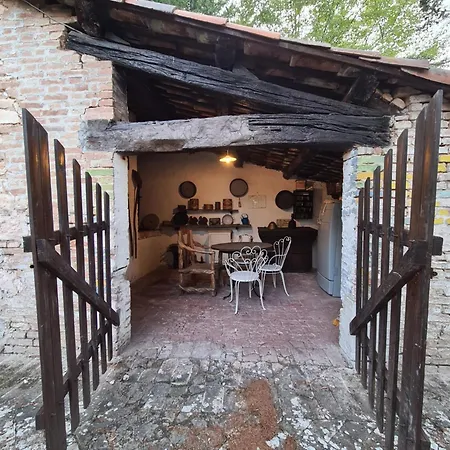 Fattoria La Ginestra, Museo Della Civilta Contadina Farm stay Fabriano